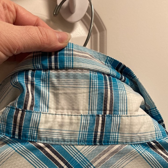 Worldwide Sportsman White Blue Plaid  Button Down Shirt, Size XXL SPF 30 - Picture 8 of 13